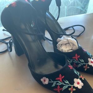 SHEIN Black Heels with Floral Embroidery